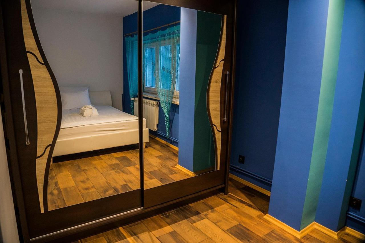Apartamenty Korona Кросно Экстерьер фото
