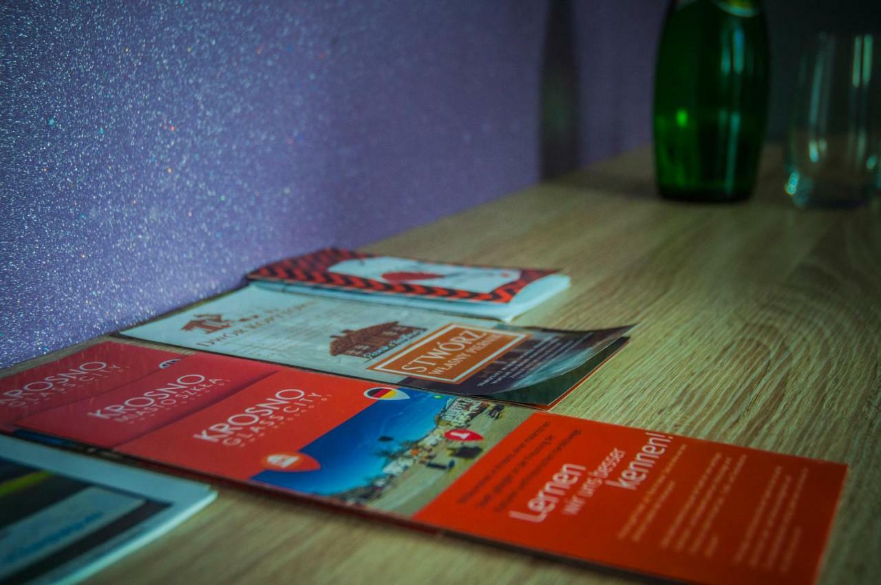 Apartamenty Korona Кросно Экстерьер фото